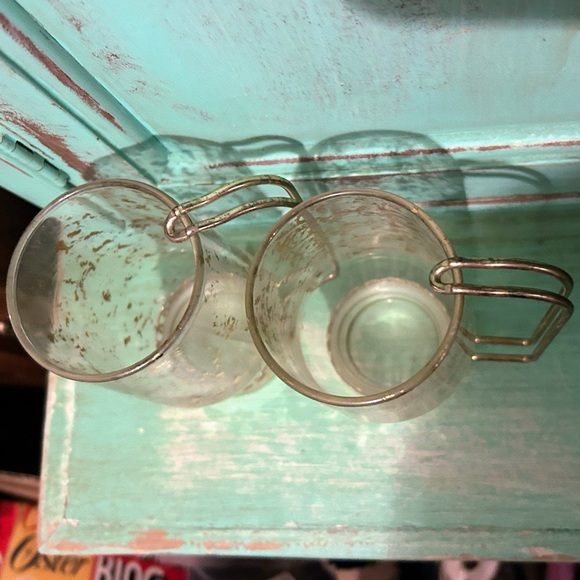 Set of Six Vintage Mid Century Modern Gold Fleck Glasses with Handles - Picture 10 of 11